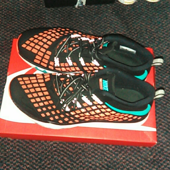 Nike Shoes - Men nike